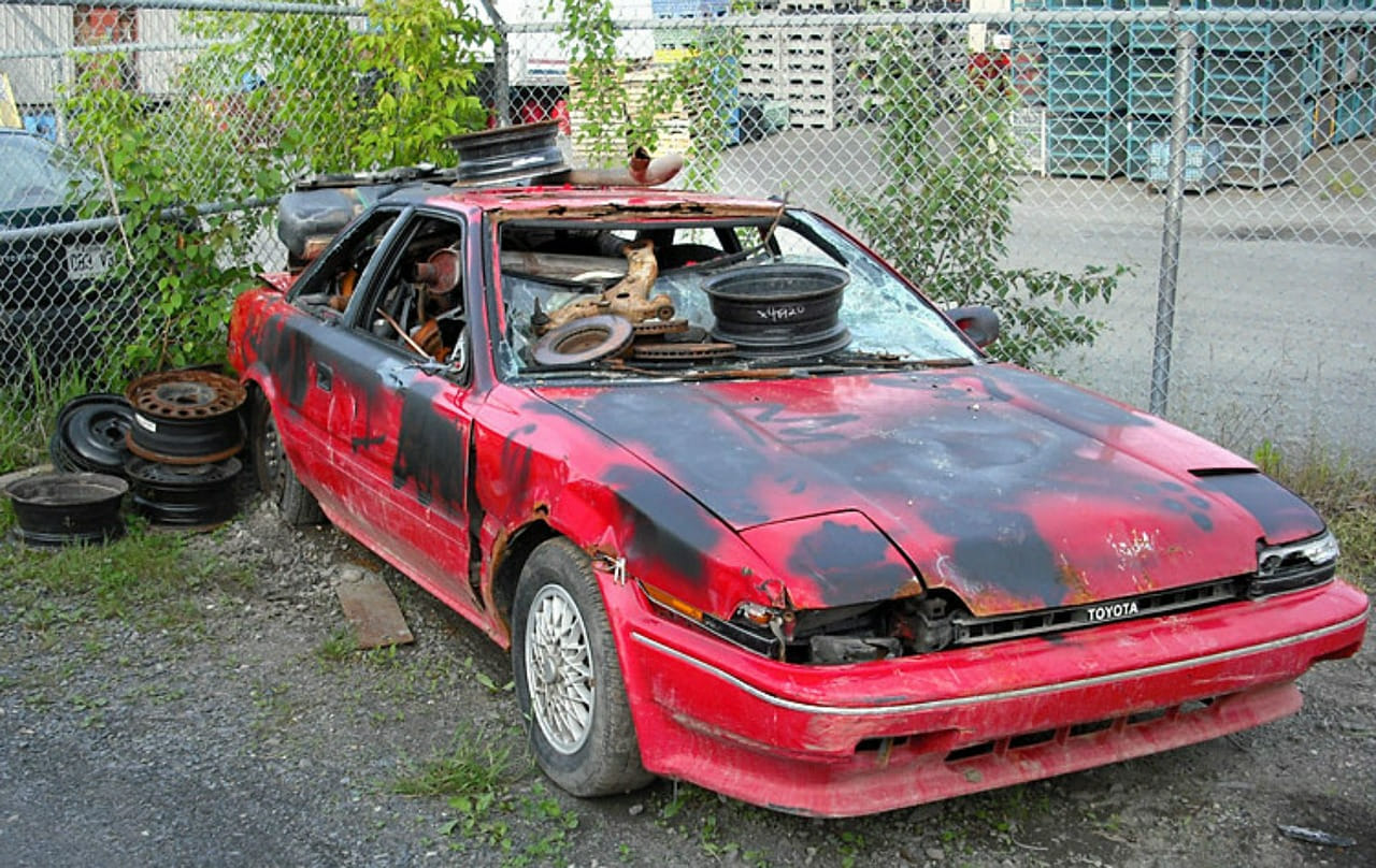 The Importance Of Quick Junk Car Removal: Avoiding Legal And Environmental Issues