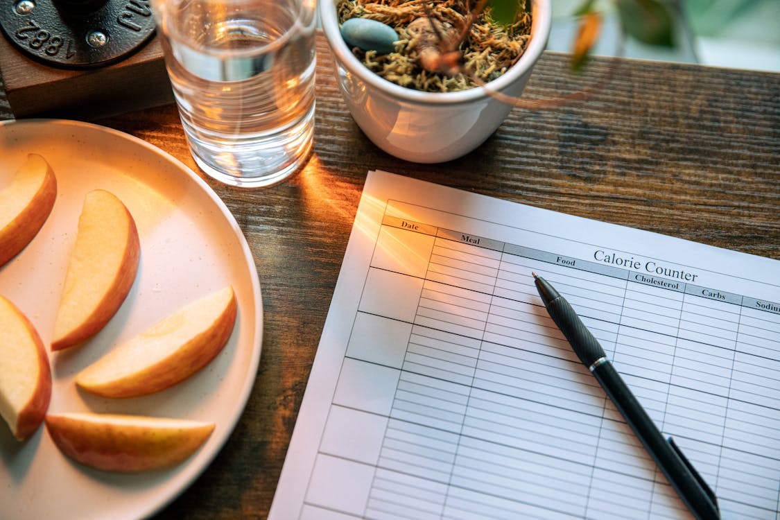 6 Benefits Of Keeping A Food Diary For Weight Management