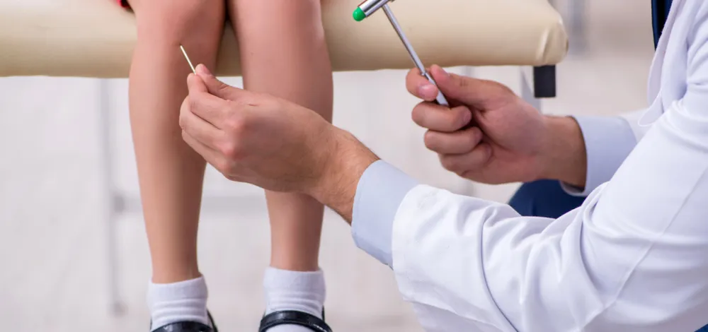 Knock Knees Treatment In Delhi: Surgical And Non-Surgical Approaches