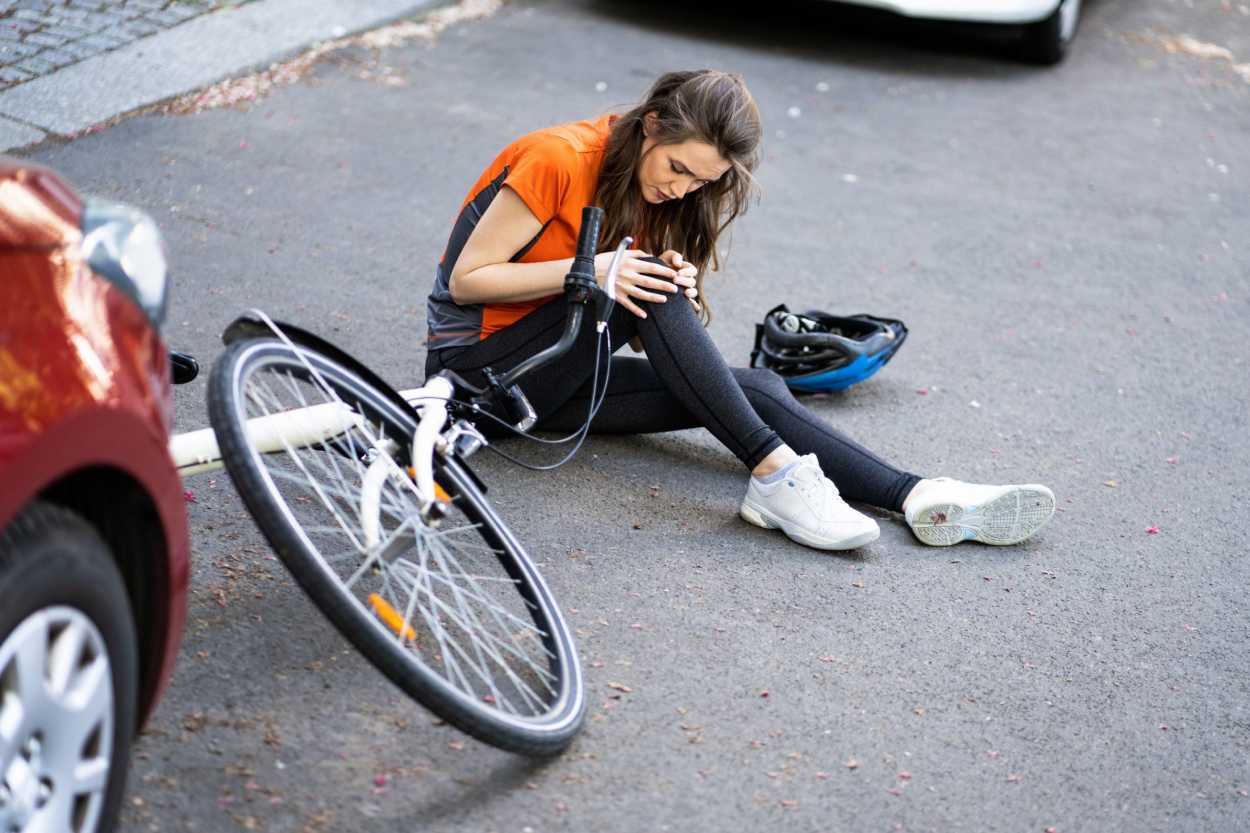 Recovering Damages After A Bicycle Accident In Des Moines: How Attorneys Help?