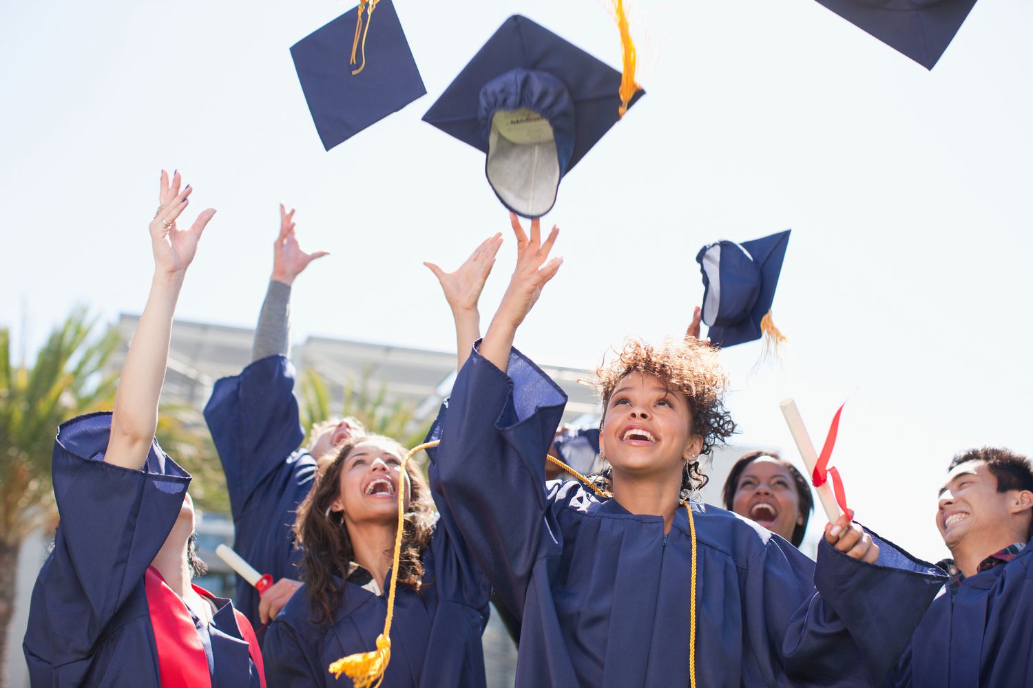 10 Money Tips For Recent Graduates Starting Their Careers