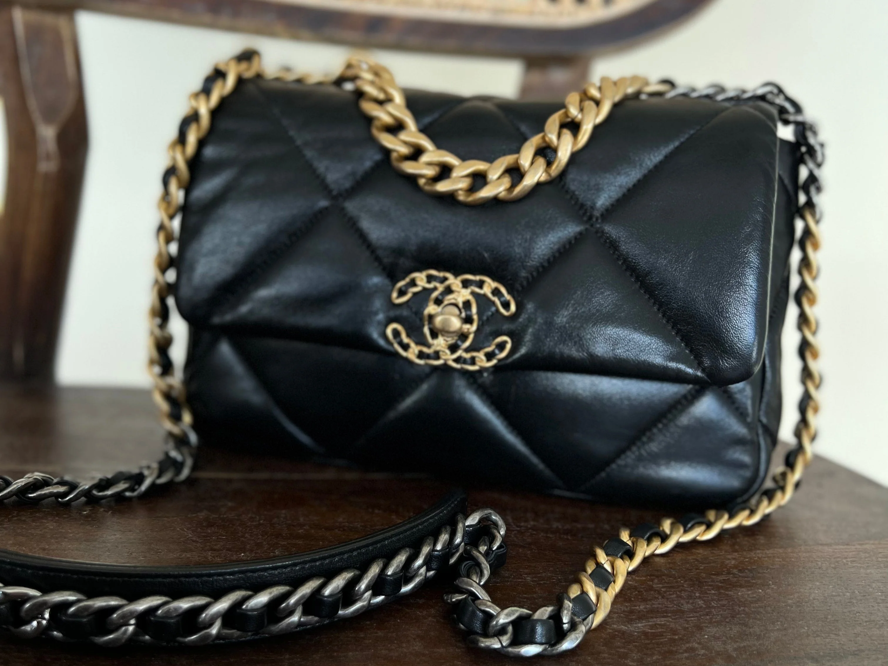 Explore The Elegance Of The Chanel 19 Flap Bag