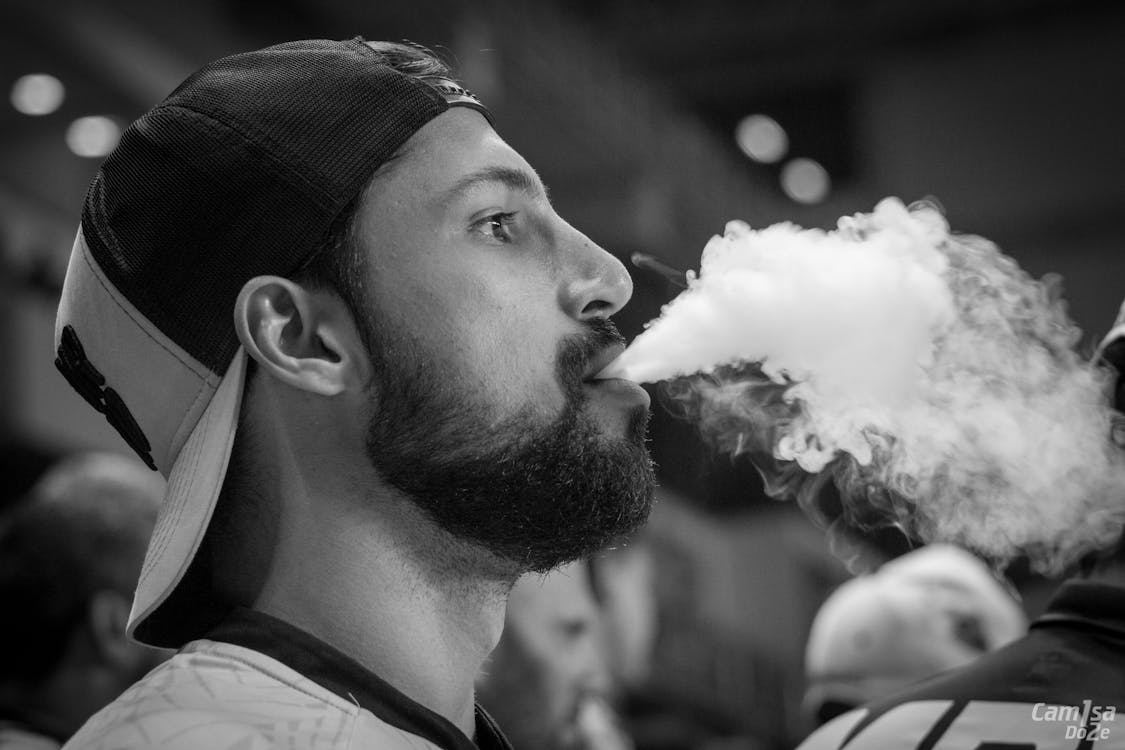 The Evolution Of Vaping: How It Became A Lifestyle Movement