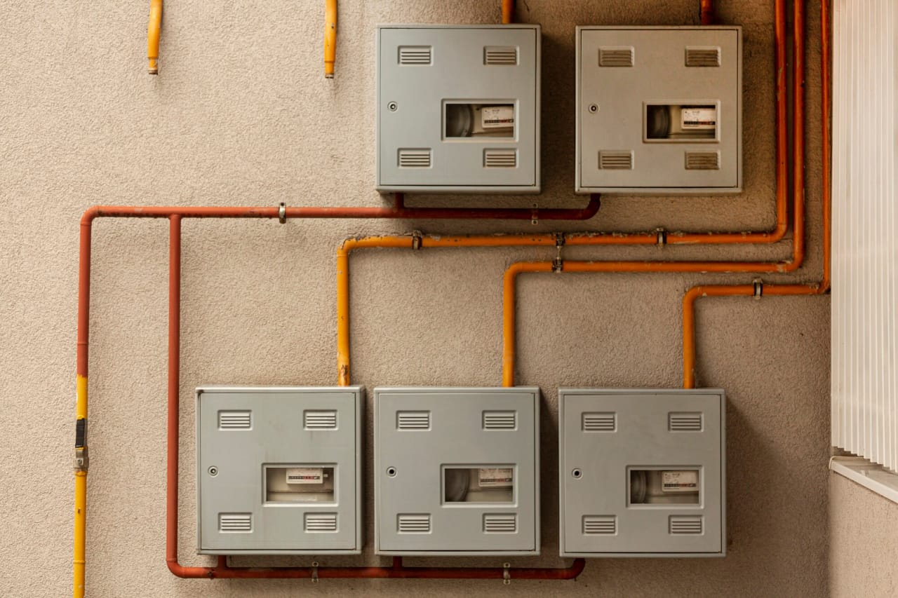 Signs Your Fuse Box Is Outdated And Needs Replacing