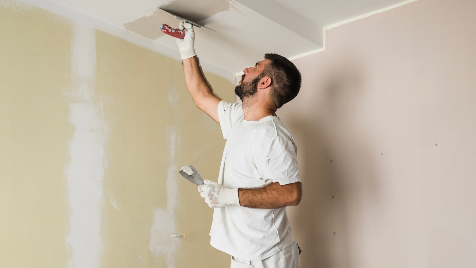Seasonal Painting Tips: The Best Time Of Year To Paint Your Home