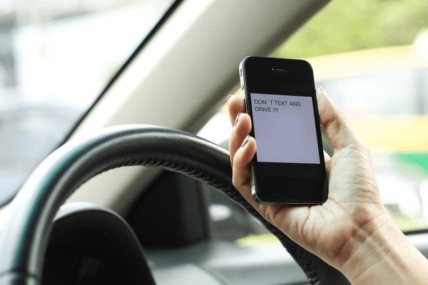 How Do Visual Distractions Lead To Accidents?
