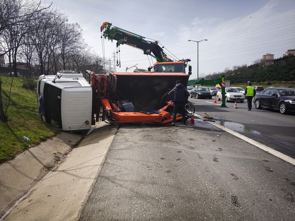Why You Need A Truck Accident Lawyer