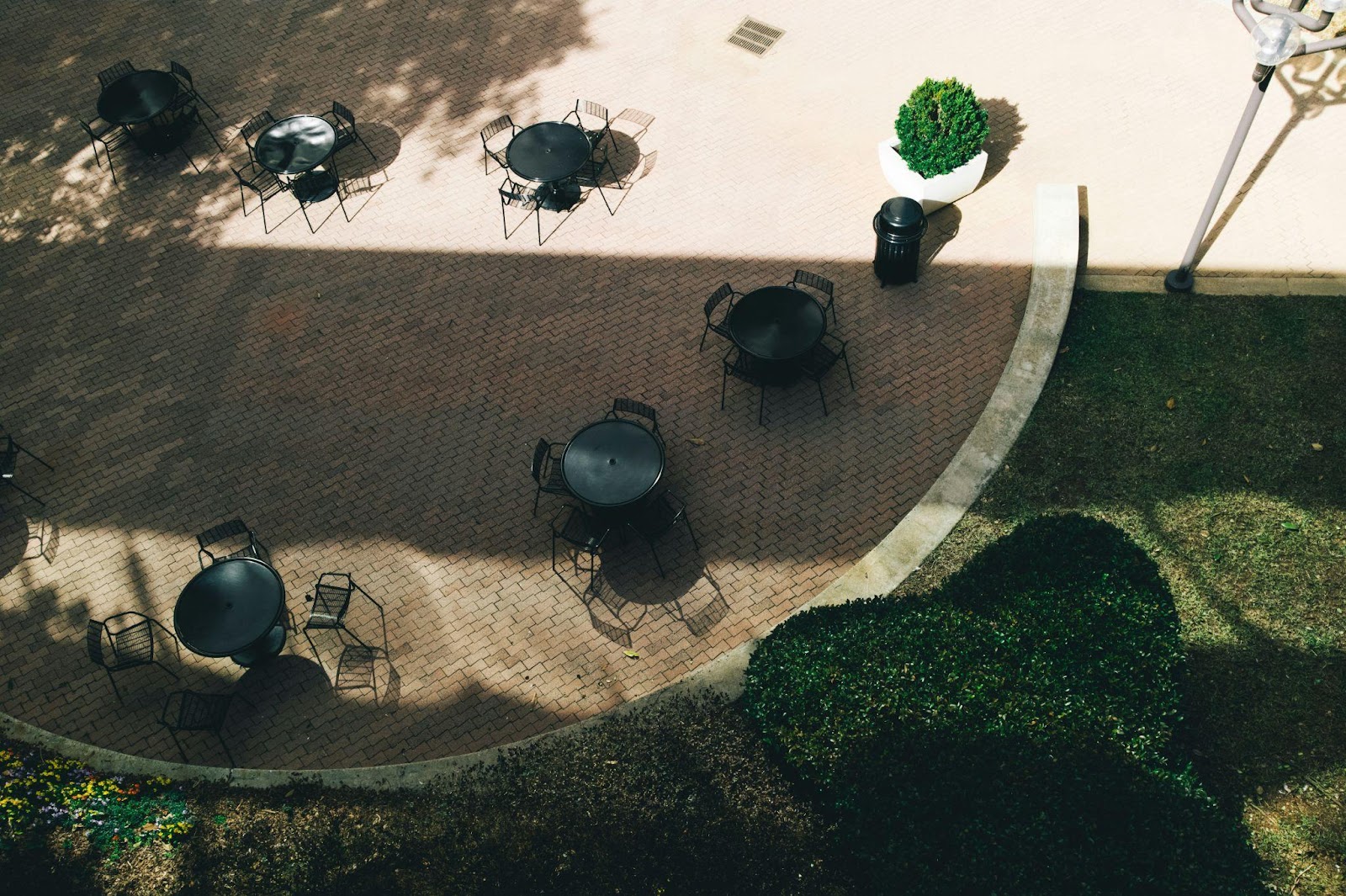 How To Prep Your Business Exterior For Seasonal Weather Changes