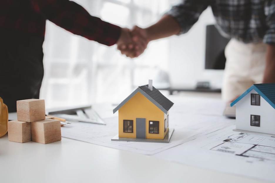5 Smart Ways To Navigate Your First Property Purchase
