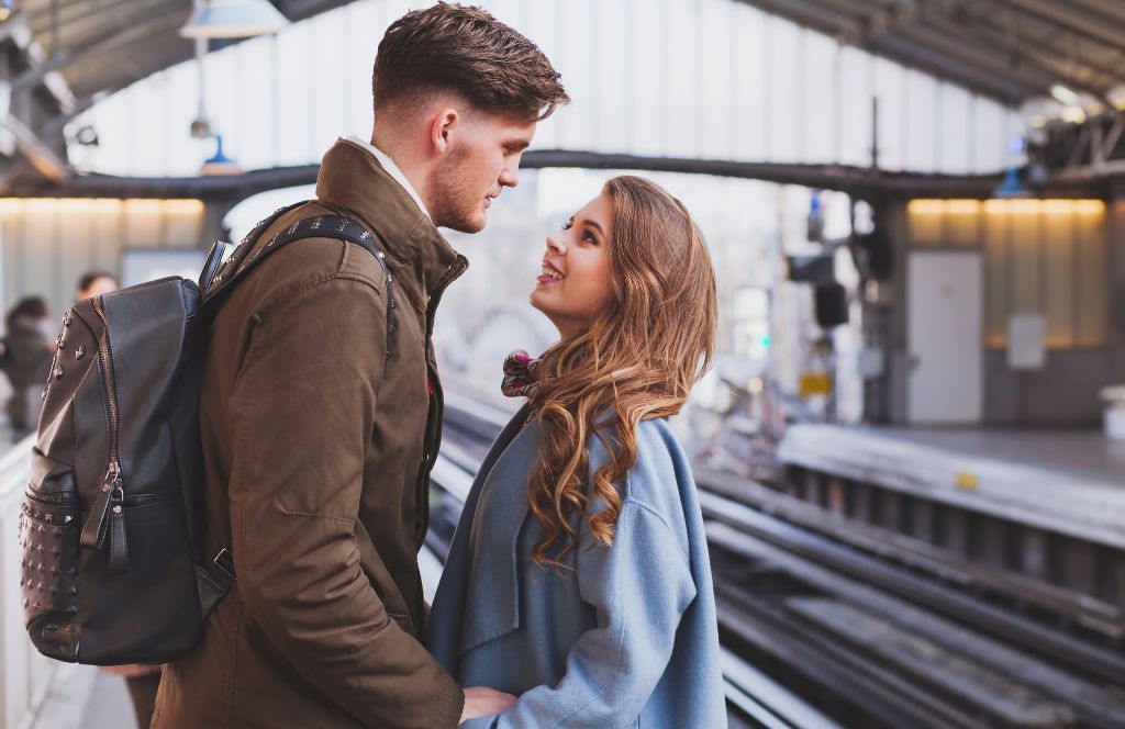 The Pros And Cons Of Having To Travel For A Long-distance Relationship You Formed On A Dating App