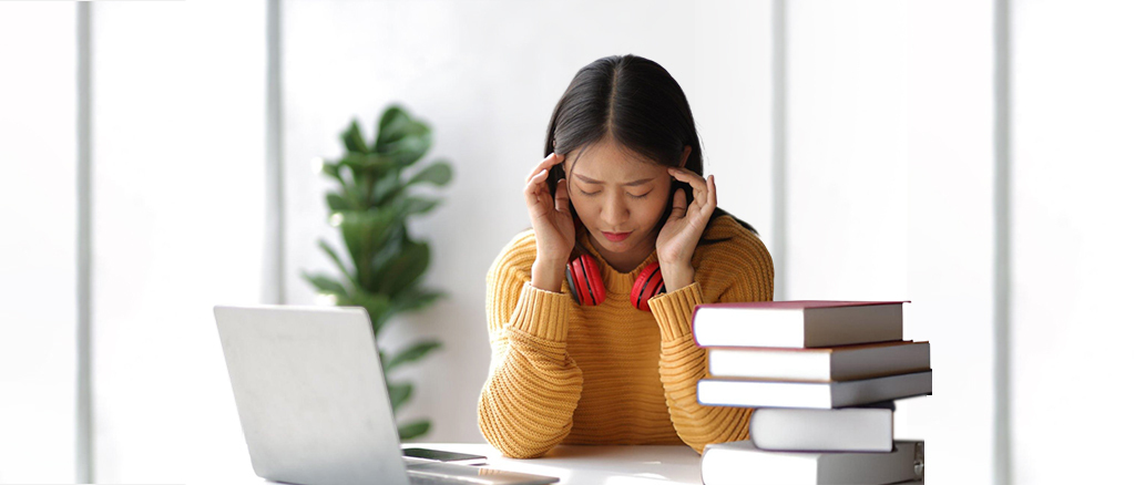 Common Mistakes Students Make In PTE: And How Free Mock Tests Can Fix Them