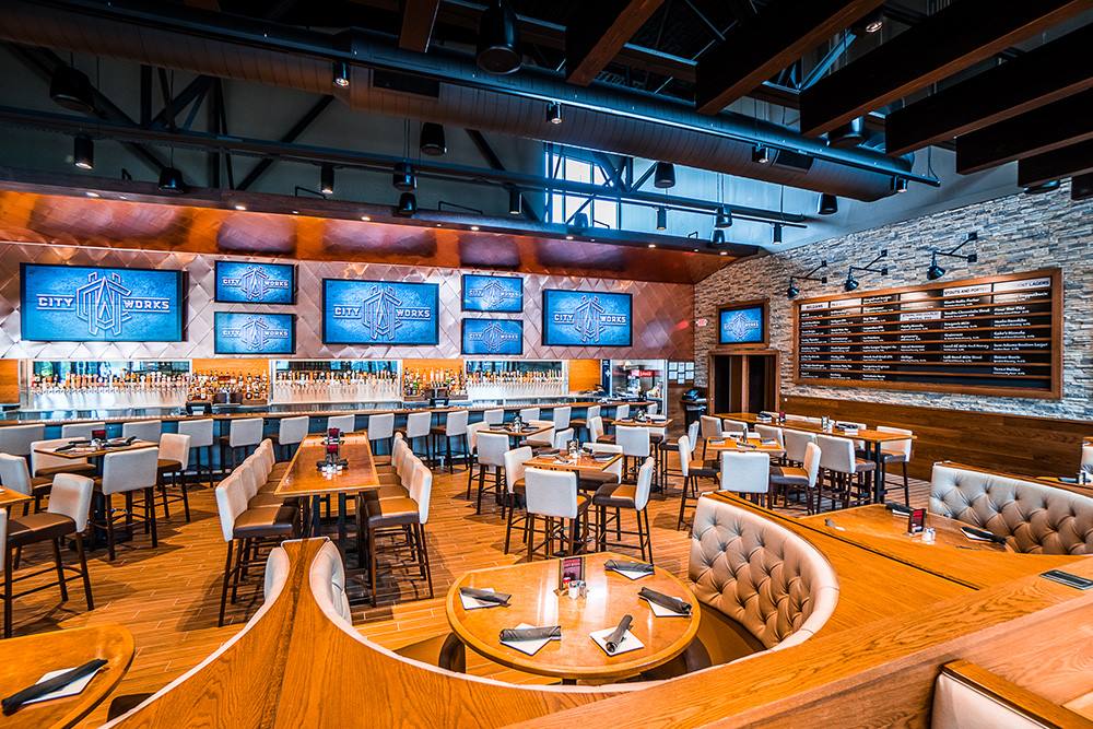 Best Bars In Twin Cities For College Football Saturdays