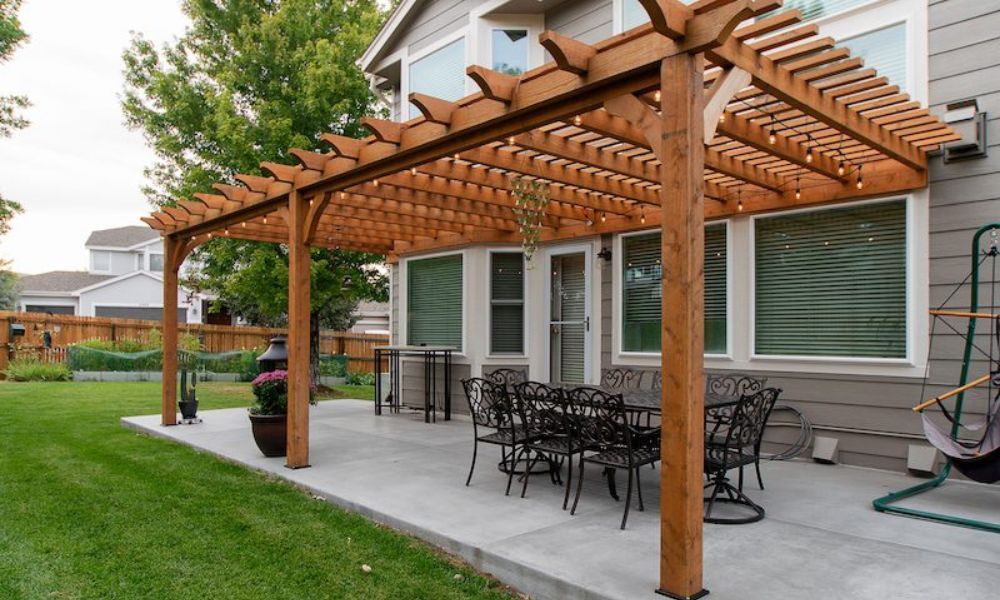 Understanding The Benefits Of Louvered Pergolas