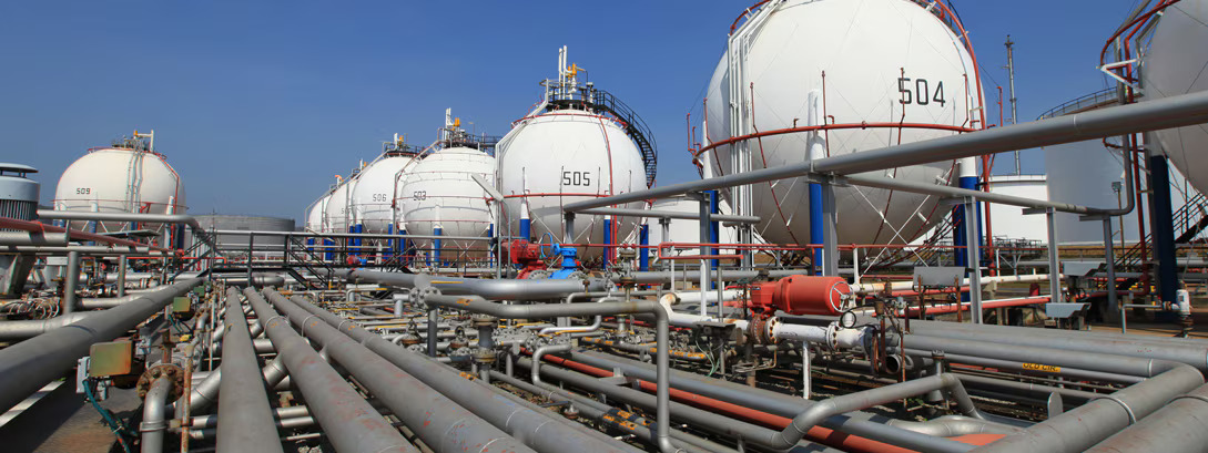 How Outsourcing Chemical Blending Reduces CAPEX For Midstream Operators?