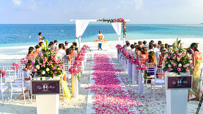 How Can You Find A Wedding Venue That Reflects Your Love Story?