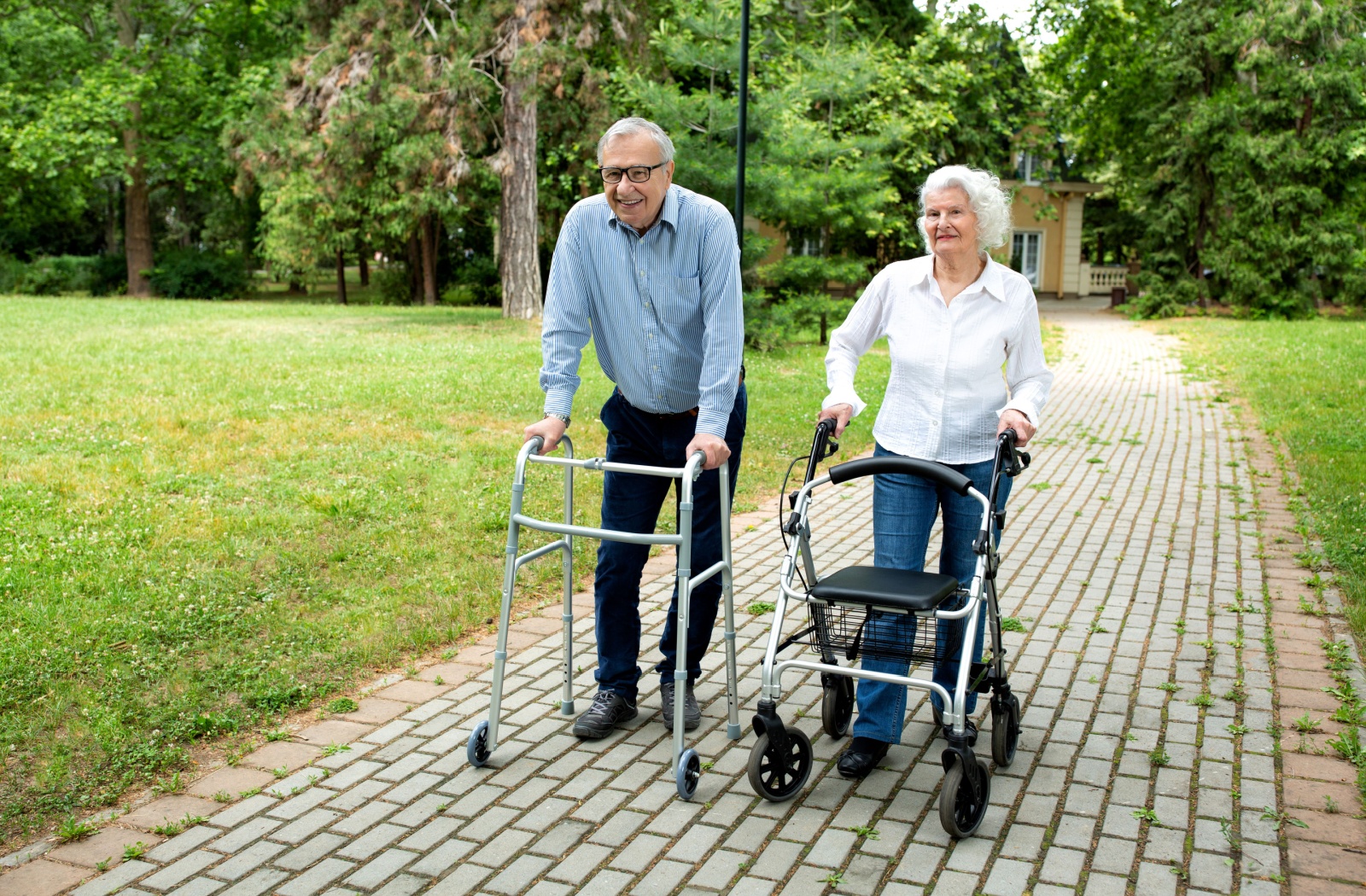 3 Walkers For Seniors That Offer Better Stability And Independence
