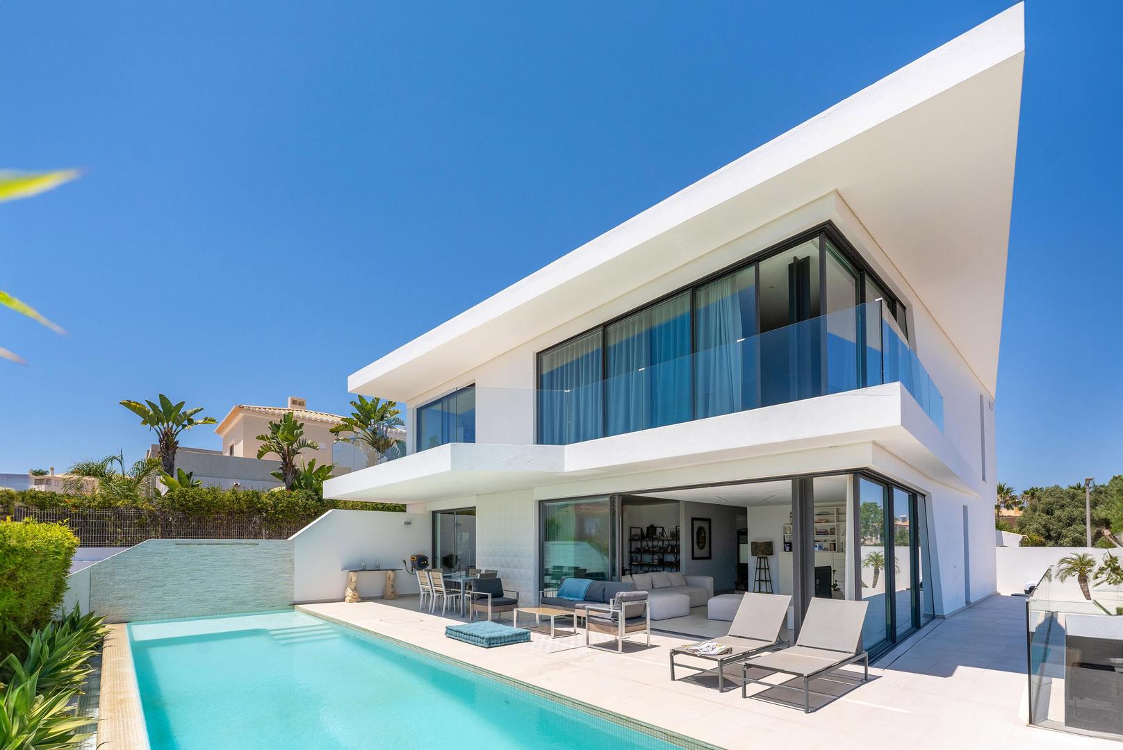 Algarve Homes For Sale: What Sets The Eastern Region Apart